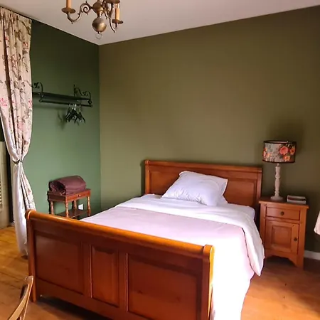 Maison De L'imperatrice - Empress House Δωμάτια σε οικογενειακή κατοικία Mougon