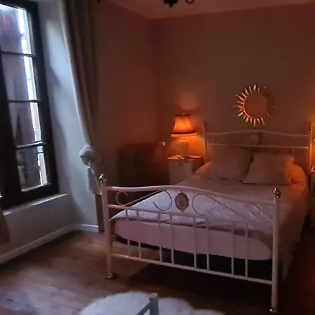 홈스테이 Maison De L'imperatrice - Empress House Mougon