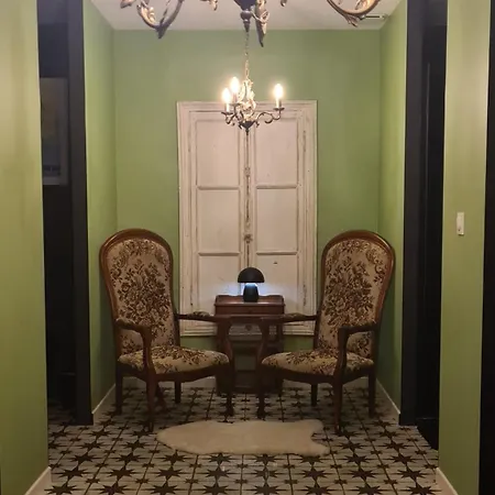 Maison De L'imperatrice - Empress House Δωμάτια σε οικογενειακή κατοικία